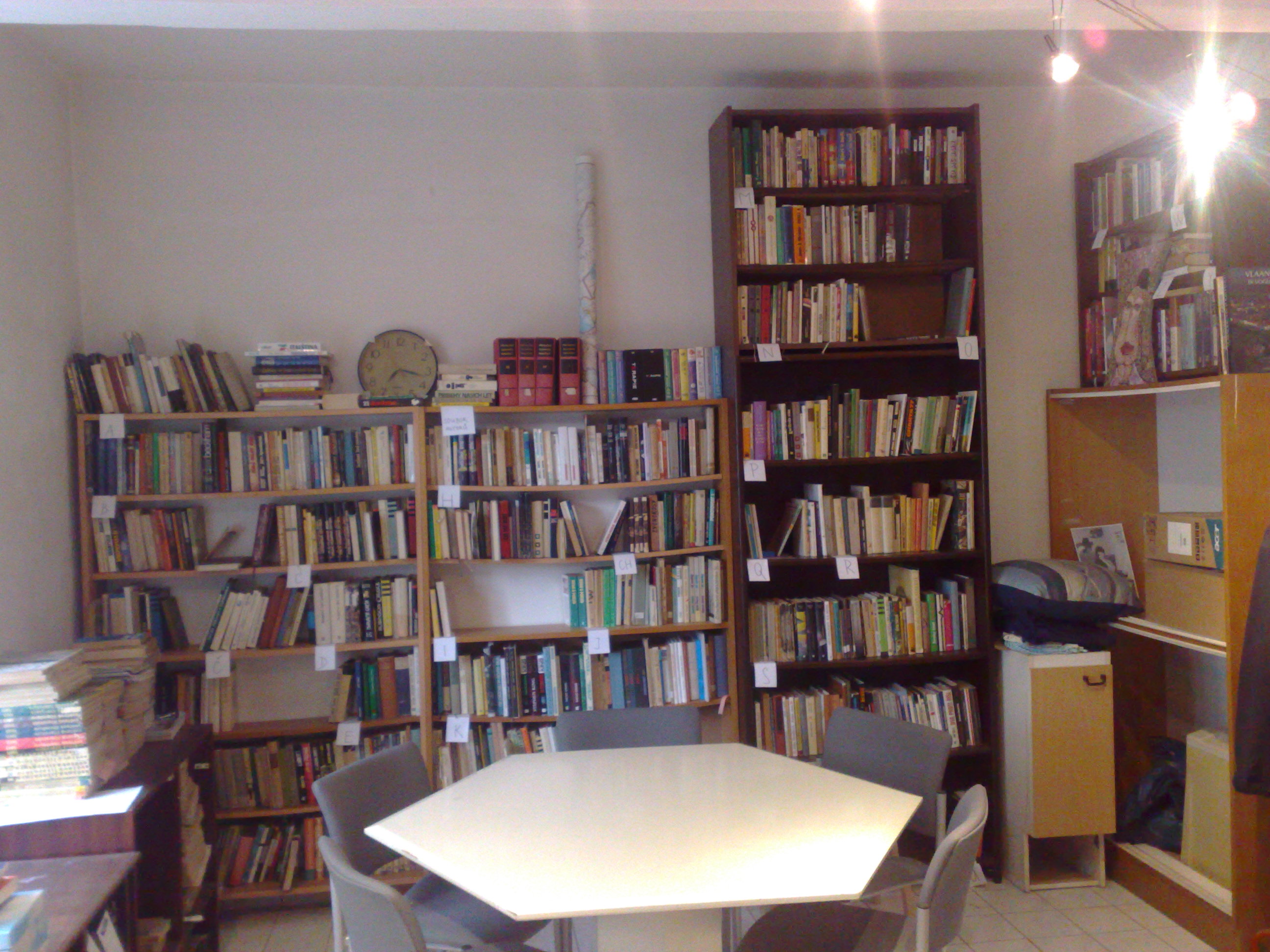 Knihovna (foto 2)